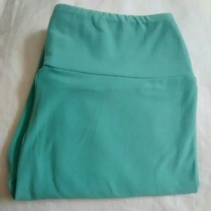 EUC LuLaRoe OS Leggings Solid LLR